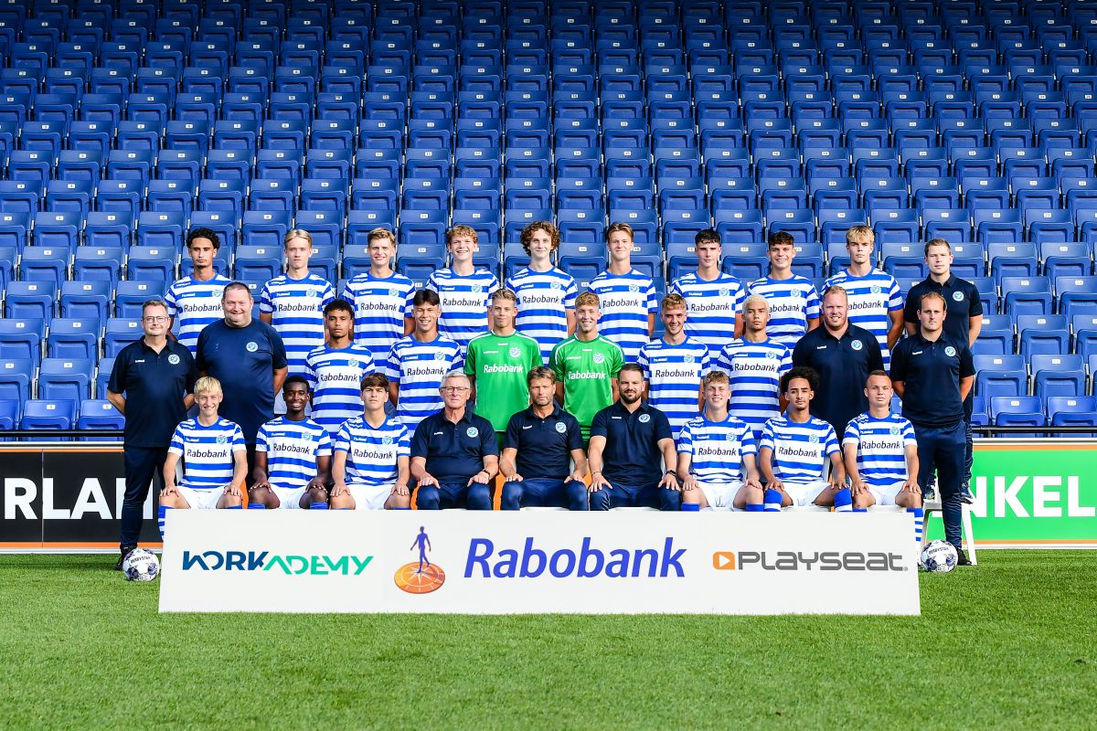 de-Graafschap-team-O18-2022-2023.jpg